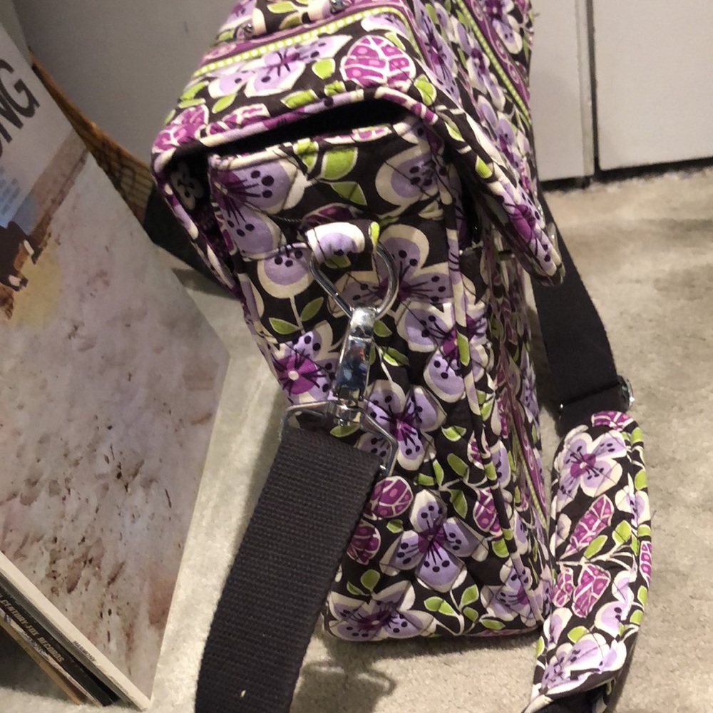Vera Bradley, vintage business/valise type. Comes with a detachable strap - Picture 7 of 16